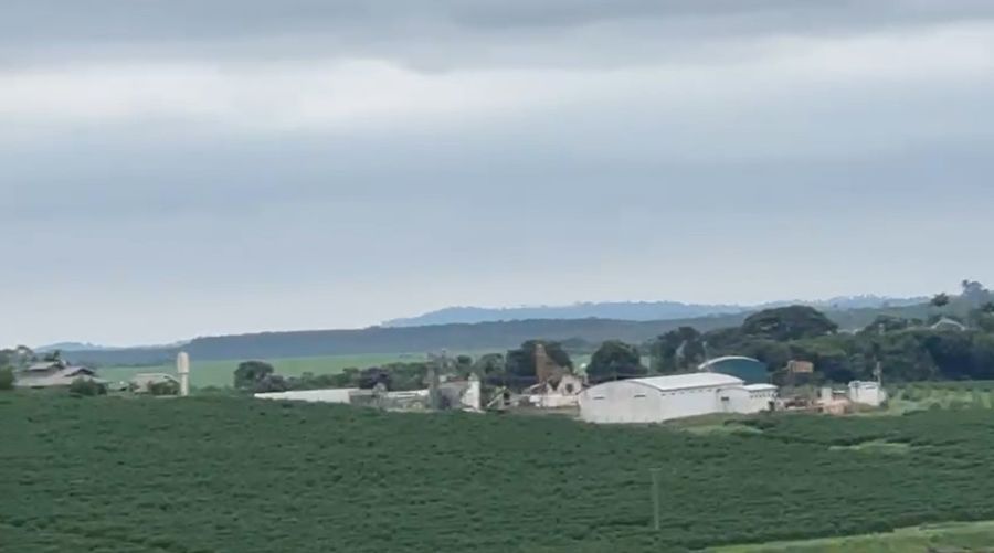 Fazenda - Venda - Zona Rural - Paragua�u - MG